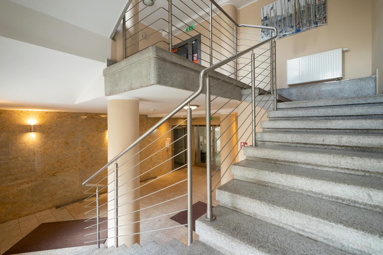 Lea Apartments Krakow Krowodrza By Noclegi Renters Exterior photo